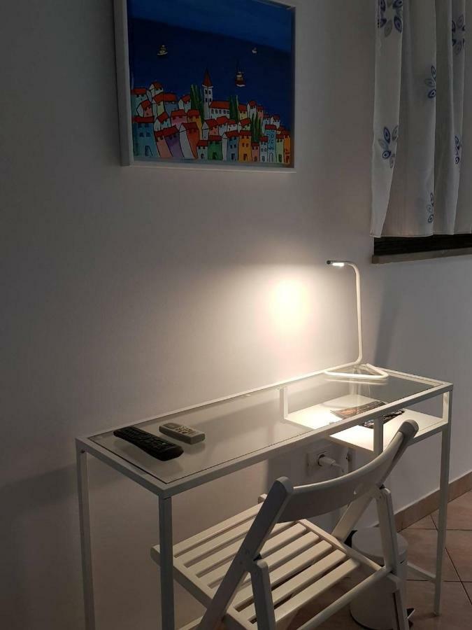 L&M Room PUY Eksteriør bilde